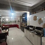 Seven Park Hotel 2*