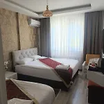 Seven Park Hotel 2*