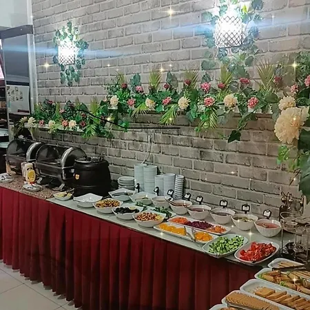 Seven Park Hotel