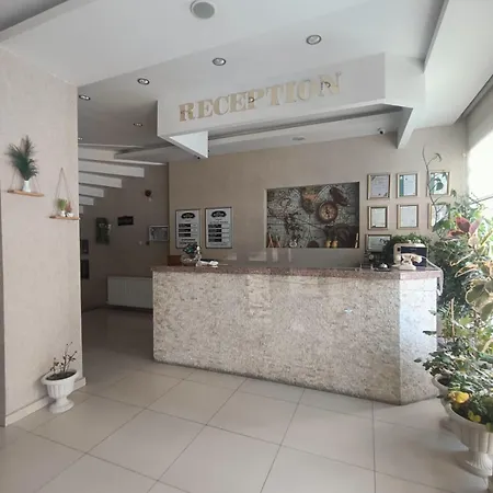 Seven Park Hotel